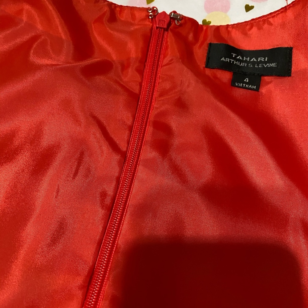 Tahari Dress size 4 wore only one time , - Picture 13 of 13